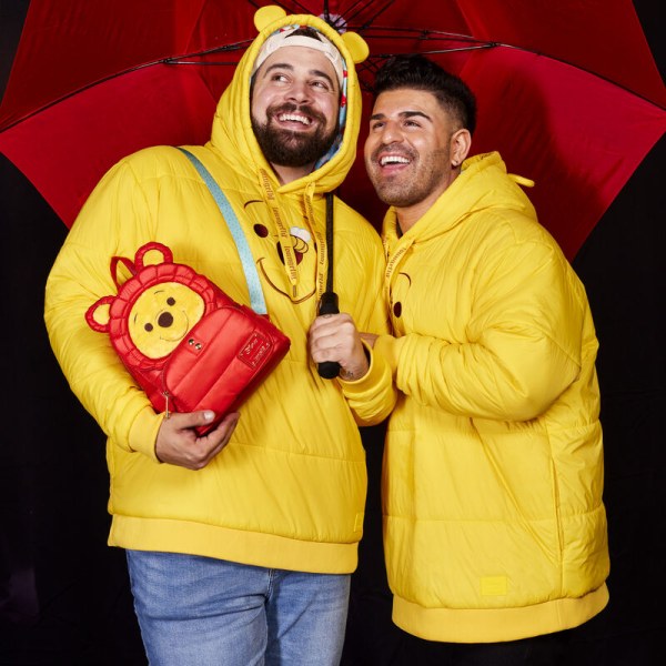 MINI SAC À DOS Winnie l'Ourson en doudoune jour de pluie  - DISNEY LOUNGEFLY