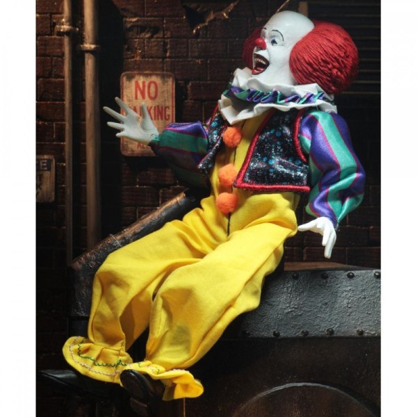 ÇA - FIGURINE ARTICULÉE HABILLÉE - PENNYWISE (1990)