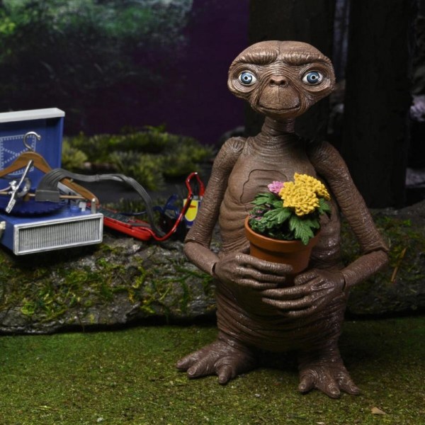 E.T. 40ÈME ANNIVERSAIRE - FIGURINE ARTICULÉE - ULTIMATE DELUXE E.T.