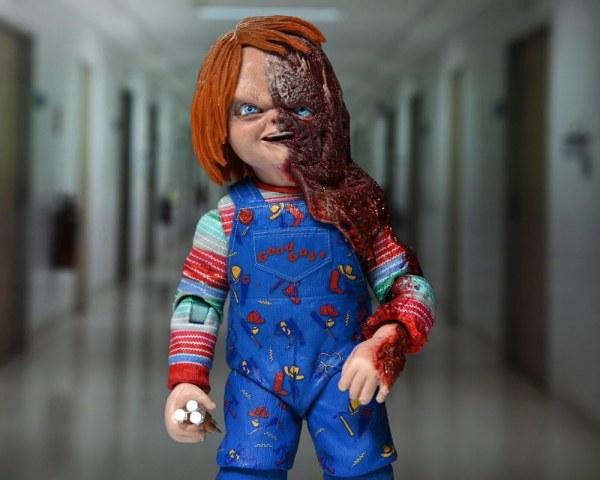 Chucky Figurine de jeu d'enfant Chucky (Série TV) Ultimate Chucky 18 cm