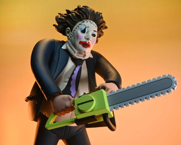 Texas Massacre à la tronçonneuse Toony Terrors Figurine 50ème Anniversaire Pretty Woman Leatherface 15 cm