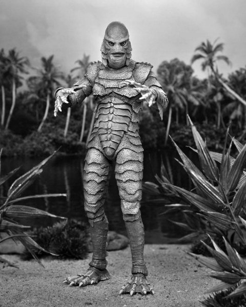 Figurine Universal Monsters Créature Ultime du Lagon Noir (N&B) 18 cm