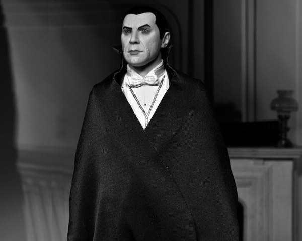 Figurine Universal Monsters Ultimate Dracula (Abbaye de Carfax) 18 cm