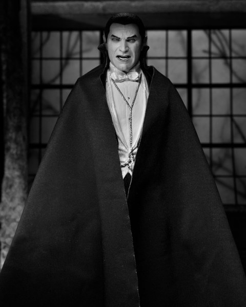 Figurine Universal Monsters Ultimate Dracula (Abbaye de Carfax) 18 cm