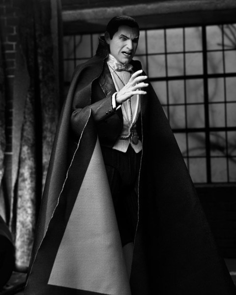 Figurine Universal Monsters Ultimate Dracula (Abbaye de Carfax) 18 cm