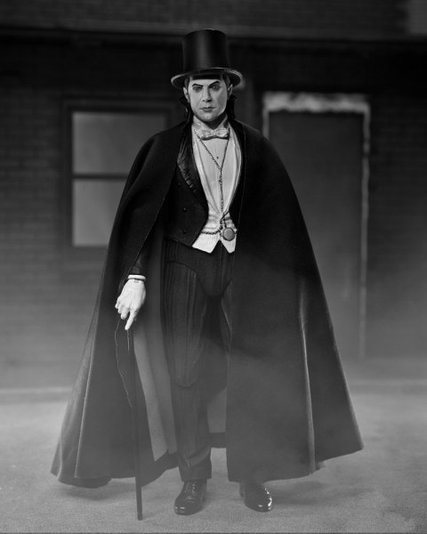Figurine Universal Monsters Ultimate Dracula (Abbaye de Carfax) 18 cm