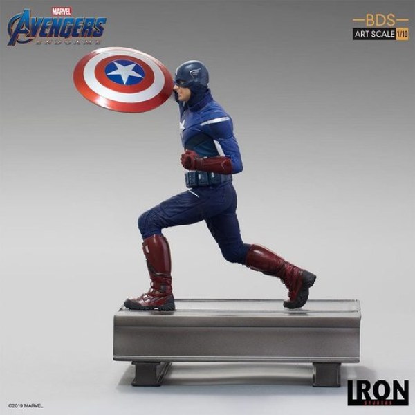 CAPITAIN AMERICA ART SCALE  - MARVEL