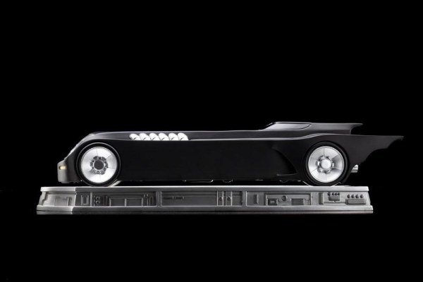 Batmobile Batman La série animée (1992) Art Scale - Dc Comics