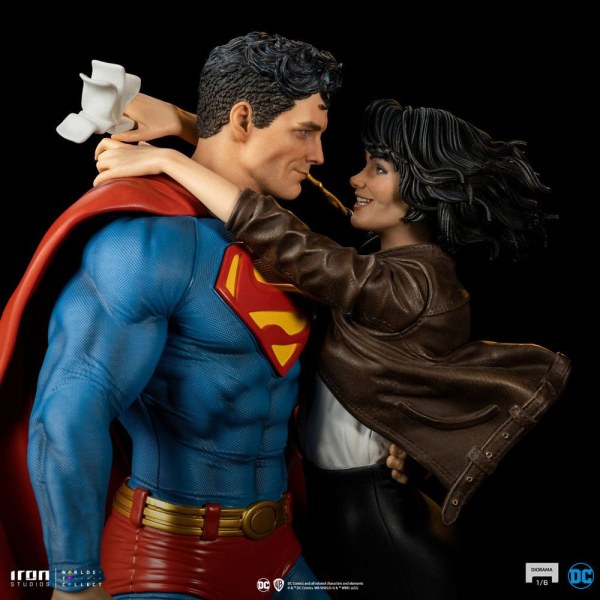 Diorama Superman et Lois - DC Comics