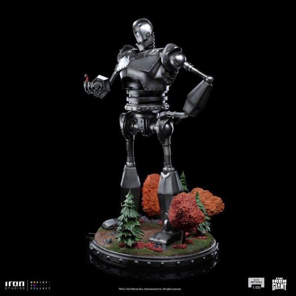 Iron Giant & Hogarth Hughes Demi Art Scale - Le géant de fer