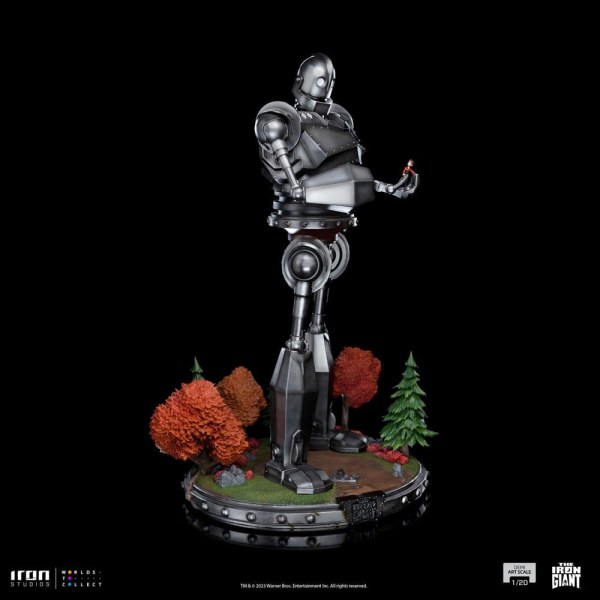 Iron Giant & Hogarth Hughes Demi Art Scale - Le géant de fer