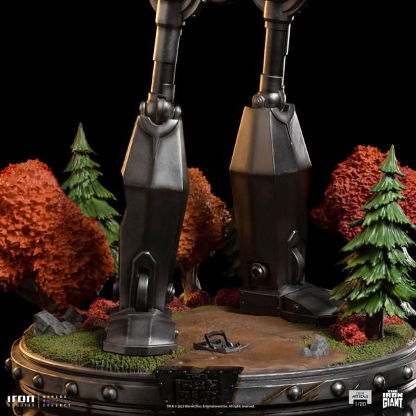 Iron Giant & Hogarth Hughes Demi Art Scale - Le géant de fer