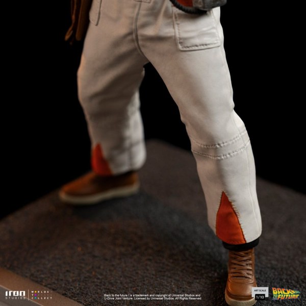 Prof Brown Art Scale - Retour vers le futur