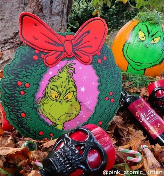 DR SEUSS GRINCH sac à bandoulière couronne de noël - DISNEY LOUNGEFLY