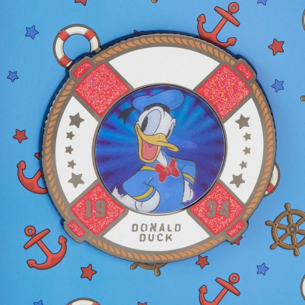 Pin's boite collector du 90e anniversaire lenticulaire de Donald Duck - DISNEY LOUNGEFLY