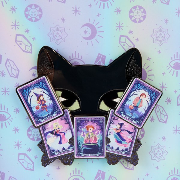 Pin's Binx à la lueur des cartes de tarot Hocus Pocus boite collector - DISNEY LOUNGEFLY