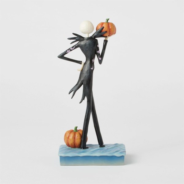 Figurine Jack tenant une citrouille - DISNEY TRADITIONS
