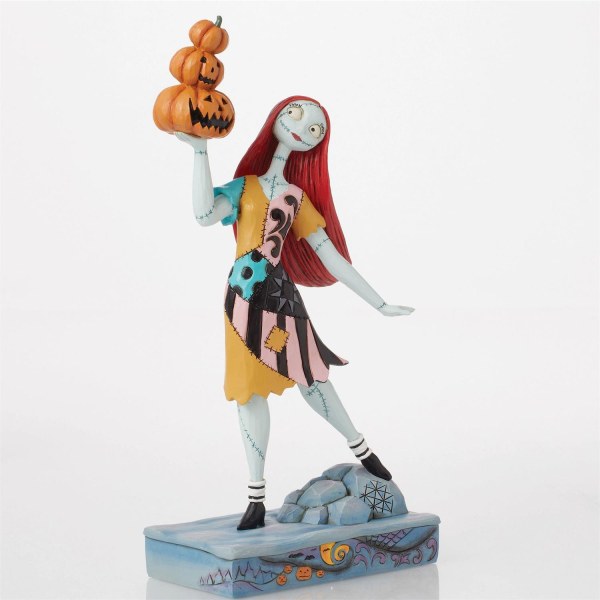 Figurine Sally avec des citrouilles - DISNEY TRADITIONS