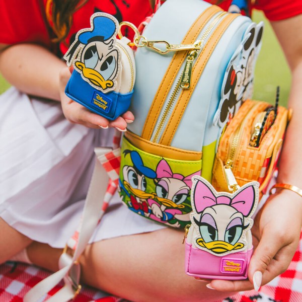 Porte-clés mystère mini sac à dos Mickey & Friends - Disney Loungefly