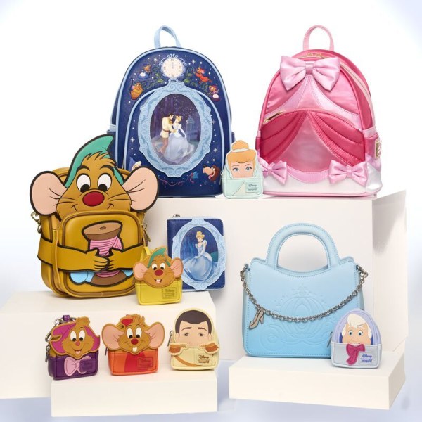Mini sac à dos Lenticulaire Bal Royal - DISNEY LOUNGEFLY Cendrillon 75e anniversaire