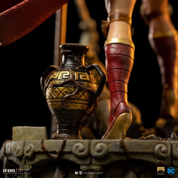 Wonder Woman Unleashed statuette 1/10 BDS Art Scale Wonder Woman 30 cm