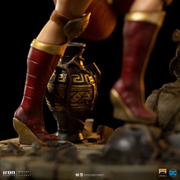Wonder Woman Unleashed statuette 1/10 BDS Art Scale Wonder Woman 30 cm