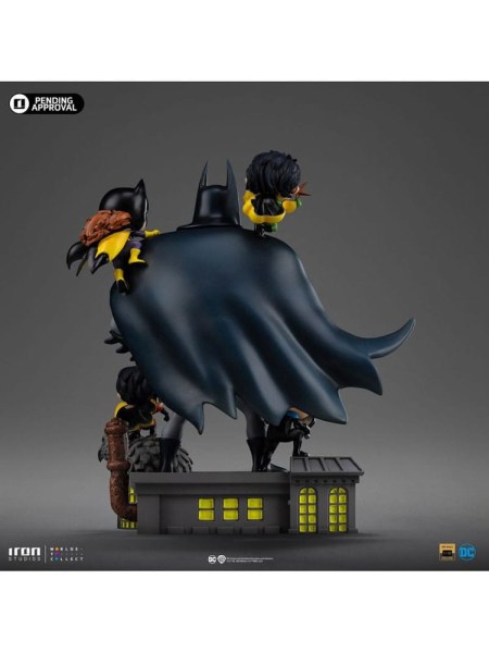 Batman figurine Animated icons PVC Batman Family 18 cm