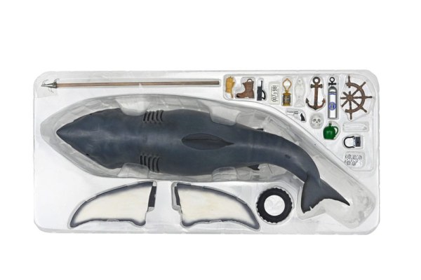 Les Dents de la mer figurine 12" Head to Tail The Game of Jaws 50th Anniversary 38 cm