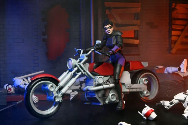 Tortues Ninja (The Last Ronin The Lost Years) figurine Casey Marie with Last Ronin Motorcycle 18 cm