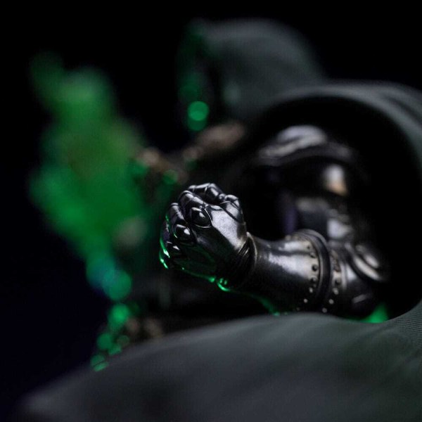 The Infinity Gauntlet Marvel Legends Diorama statuette 1/10  Art Scale Infinity Doctor Doom Deluxe Edition 42 cm