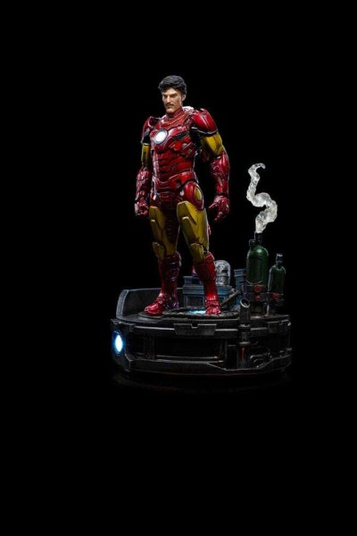 Marvel statuette 1/10 Deluxe Art Scale Iron Man Unleashed 23 cm - Emballage abîmé