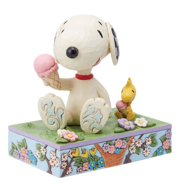 SNOOPY MANGEANT DE LA GLACE - Peanuts