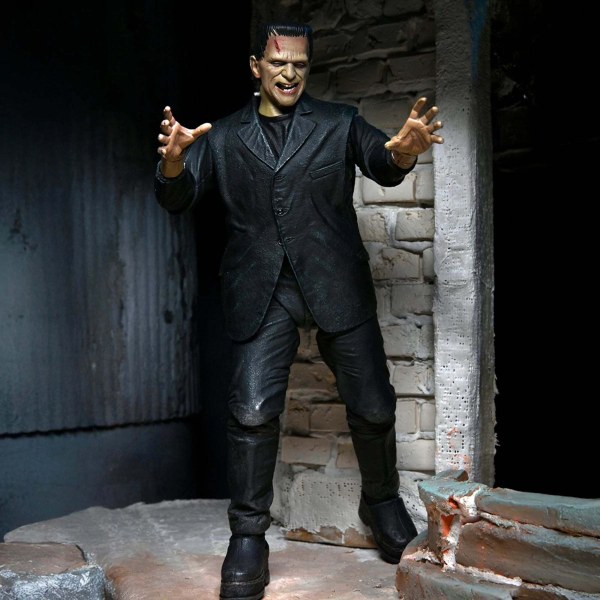 UNIVERSAL MONSTERS - 7" ACTION FIG - ULTIMATE FRANKENSTEIN'S MONSTER (COLOR)