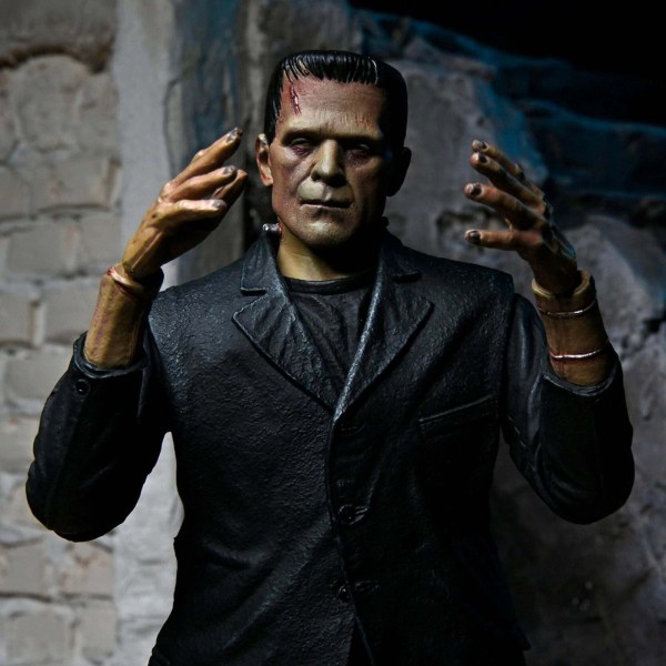 UNIVERSAL MONSTERS - 7" ACTION FIG - ULTIMATE FRANKENSTEIN'S MONSTER (COLOR)