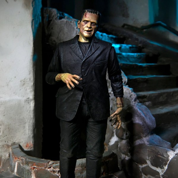 UNIVERSAL MONSTERS - 7" ACTION FIG - ULTIMATE FRANKENSTEIN'S MONSTER (COLOR)