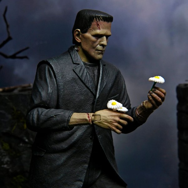 UNIVERSAL MONSTERS - 7" ACTION FIG - ULTIMATE FRANKENSTEIN'S MONSTER (COLOR)