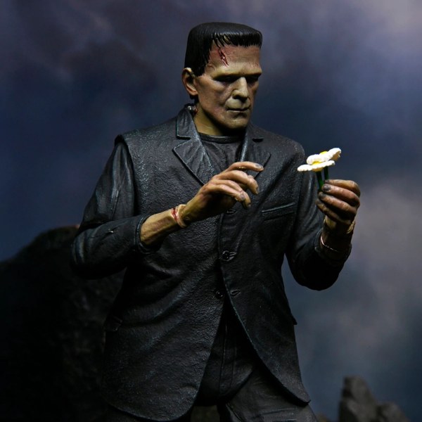UNIVERSAL MONSTERS - 7" ACTION FIG - ULTIMATE FRANKENSTEIN'S MONSTER (COLOR)