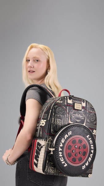 Sac à dos Cars pleine grandeur - DISNEY PIXAR LOUNGEFLY