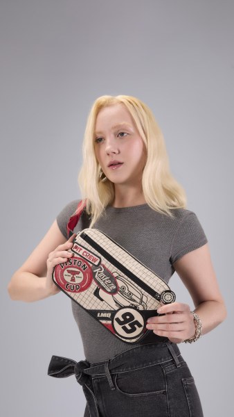 SAC BANDOULIÈRE CARS - DISNEY PIXAR LOUNGEFLY