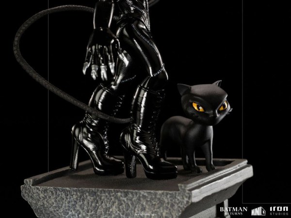 Figurine PVC de Deluxe DC Comics Mini Co. Catwoman (Batman Returns) 17 cm