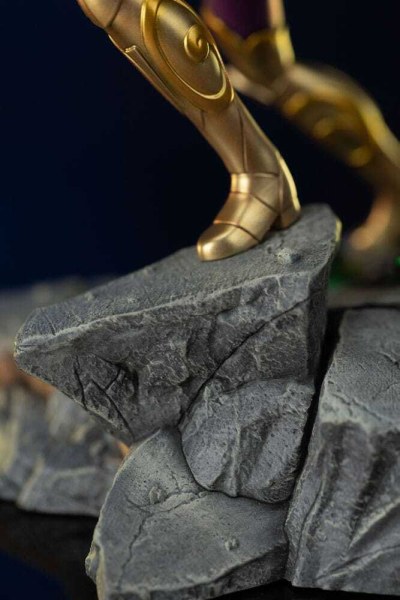Statue des Chevaliers du Zodiaque , Art Scale 1/10, Capricorne Shura, 25 cm