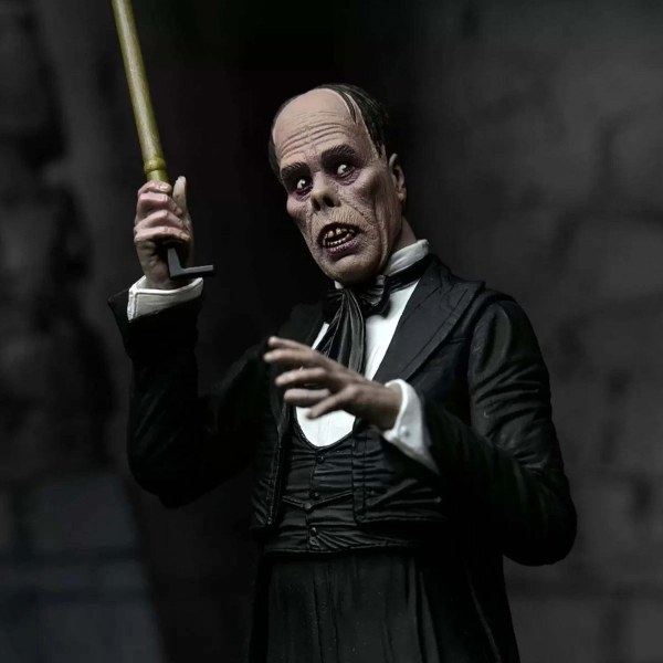 LE FANTÔME DE L’OPÉRA (1925) - FIGURINE D’ACTION ÉCHELLE 7” - ULTIMATE LE FANTÔME DE L’OPÉRA (COULEUR)