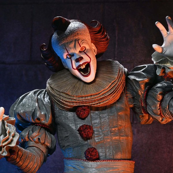 BIENVENUE À DERRY - FIGURINE À L'ÉCHELLE 1/4 – PENNYWISE
