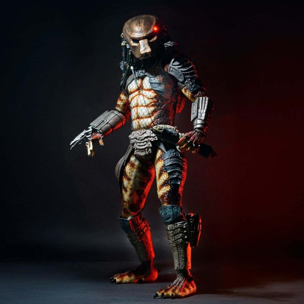 PREDATOR - FIGURINE À L'ÉCHELLE 1/4 - PREDATOR CHASSEUR URBAIN AVEC LUMIÈRES LED