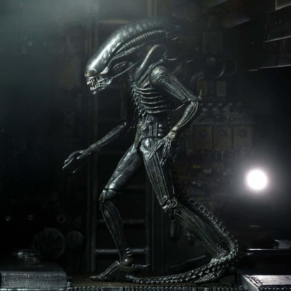 ALIEN – 7” SCALE ACTION FIGURE – ULTIMATE 40TH ANNIVERSARY BIG CHAP
