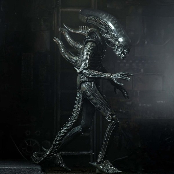 ALIEN – 7” SCALE ACTION FIGURE – ULTIMATE 40TH ANNIVERSARY BIG CHAP