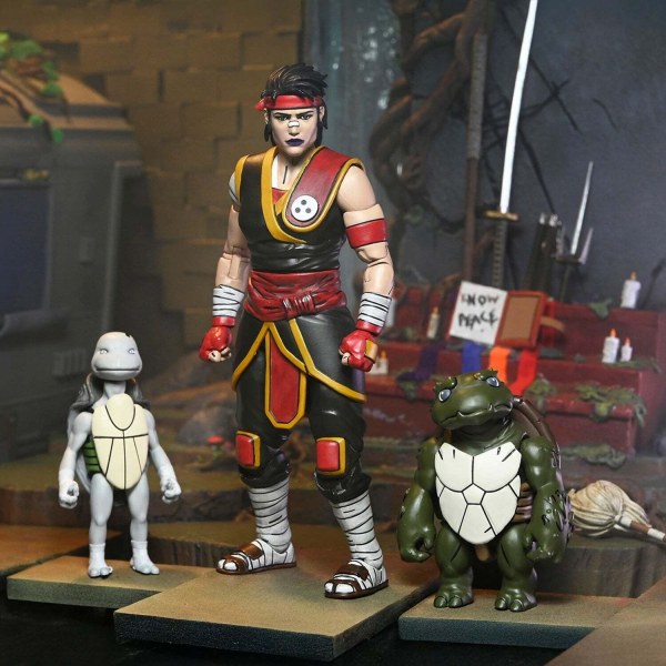 TORTUES NINJA (LE DERNIER RONIN - LES ANNÉES PERDUES) - FIGURINE ARTICULÉE DE 18 CM - CASEY MARIE AVEC BÉBÉ ODYN ET UNO