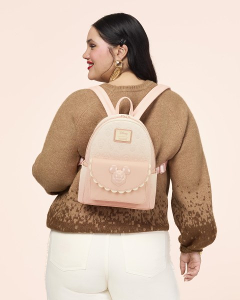 MINI SAC À DOS TOUT IMPRIMÉ MICKEY ET SES AMIS - DISNEY LOUNGEFLY