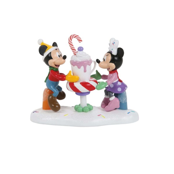 MICKEY ET MINNIE PARTAGENT UN CHOCOLAT - DISNEY VILLAGE