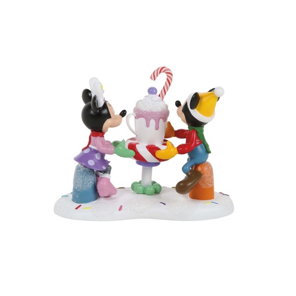 MICKEY ET MINNIE PARTAGENT UN CHOCOLAT - DISNEY VILLAGE